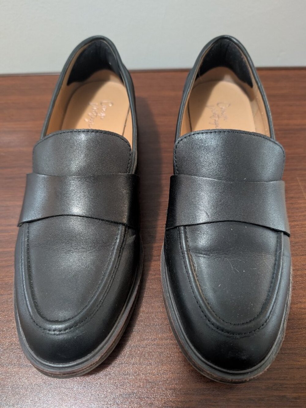 Crown Vintage Lornita Leather Loafer (Size 8.5M, Black)